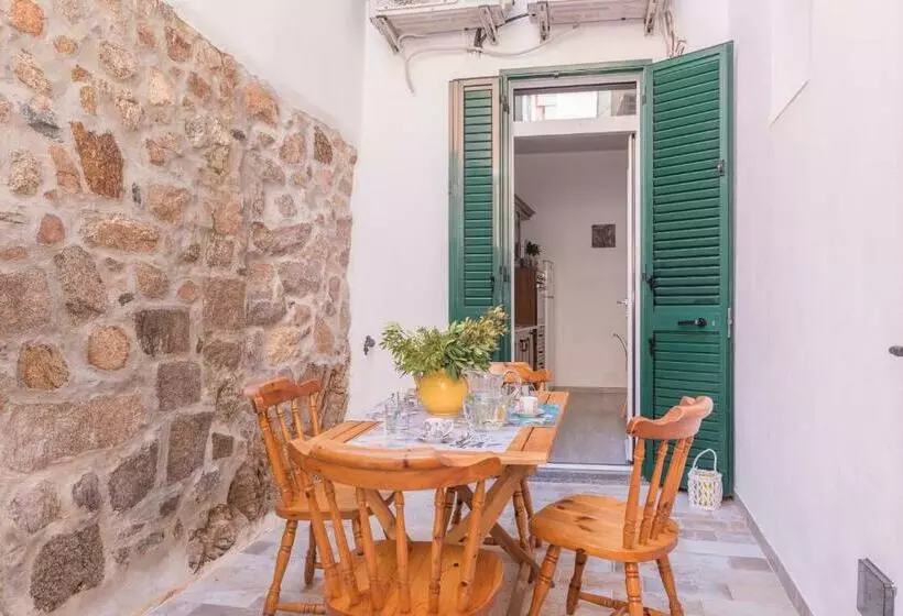 Casa Ziniculà E Cupulata