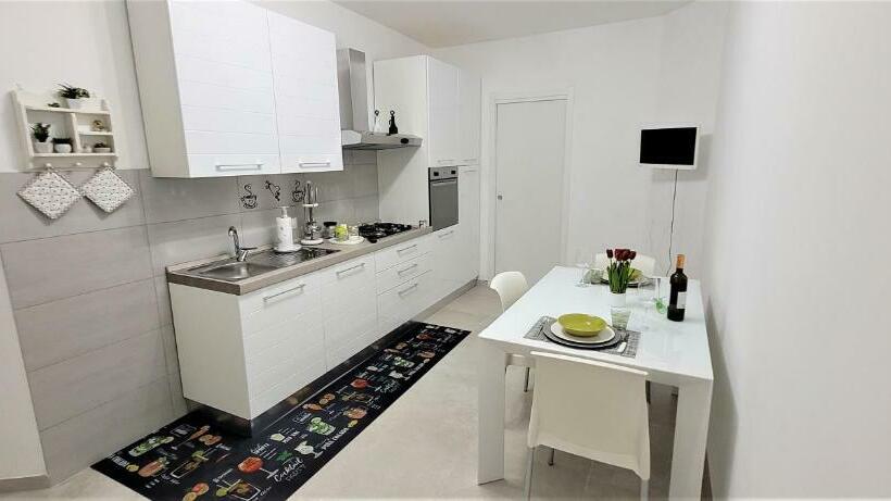 Intero Appartamento Con Parcheggio Gratuito