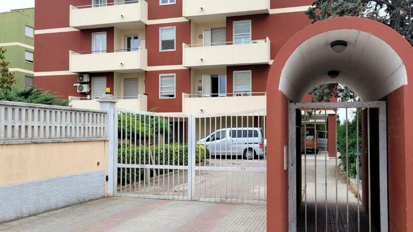 Intero Appartamento Con Parcheggio Gratuito