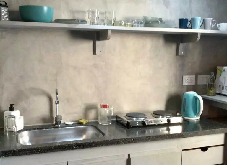Casa Salta A Escasos Metros De La Peatonal Y Muy Próximo A La Costanera