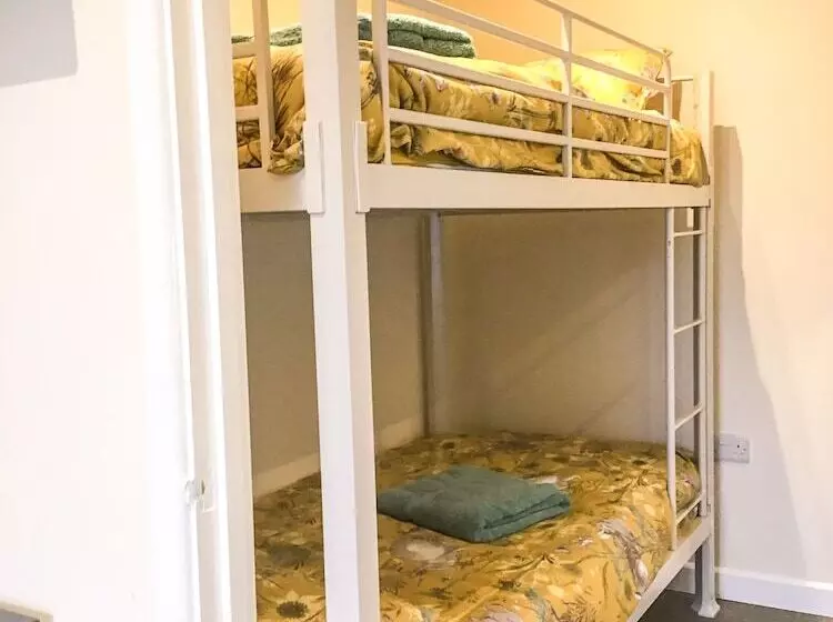 Rabbits Warren, A 2 Bed Holiday Let In The Fod