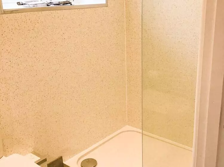 Rabbits Warren, A 2 Bed Holiday Let In The Fod