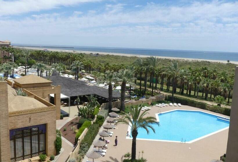 Dos Dormitorios Con Tres Terrazas En Cuarta Planta