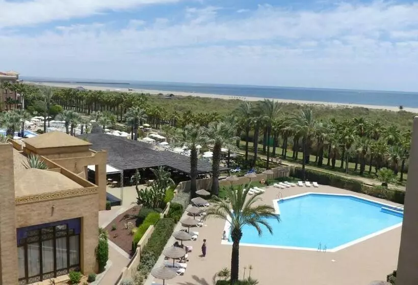 Dos Dormitorios Con Tres Terrazas En Cuarta Planta