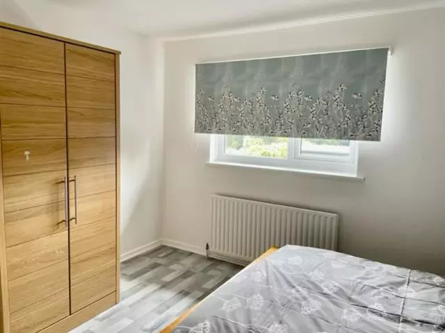 Fabulous, Spacious, Newly Refurbished Home Close To Heathrow Airport