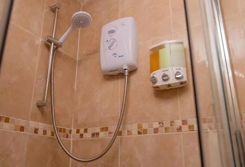 Modern & Central   King Bed, Super Fast Wi Fi