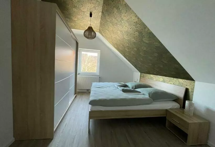 Moderne Wohnung Mit Balkon Inmitten Der Lausitz