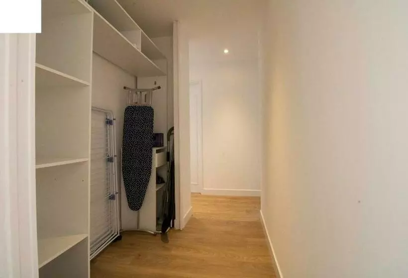 005  Appartement 6 Chambres, Tramway, Parking,clim