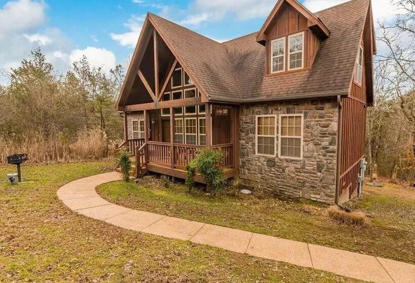 Bear Hug   Cabin Comfort   Outdoor Pool   Walking Trails  Family/group Fun!