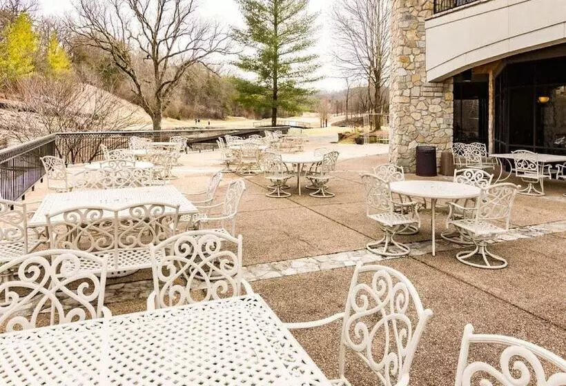 Bear Hug   Cabin Comfort   Outdoor Pool   Walking Trails  Family/group Fun!