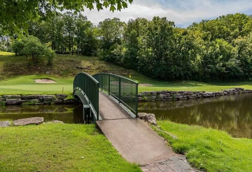 Bear Hug   Cabin Comfort   Outdoor Pool   Walking Trails  Family/group Fun!