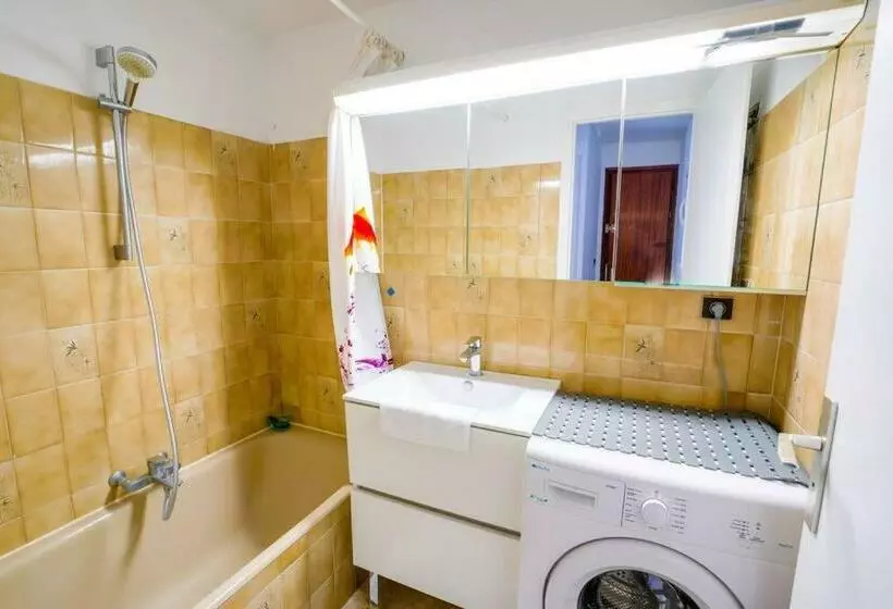 Cabana & Les Pieds Dans L Eau