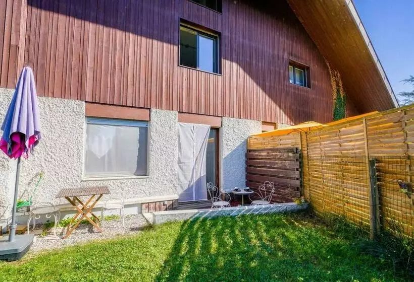 Cabana & Les Pieds Dans L Eau