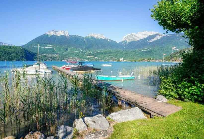 Cabana & Les Pieds Dans L Eau