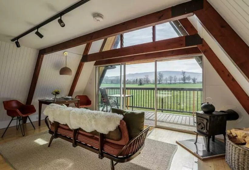 Mayen Estate Luxury Country Retreats