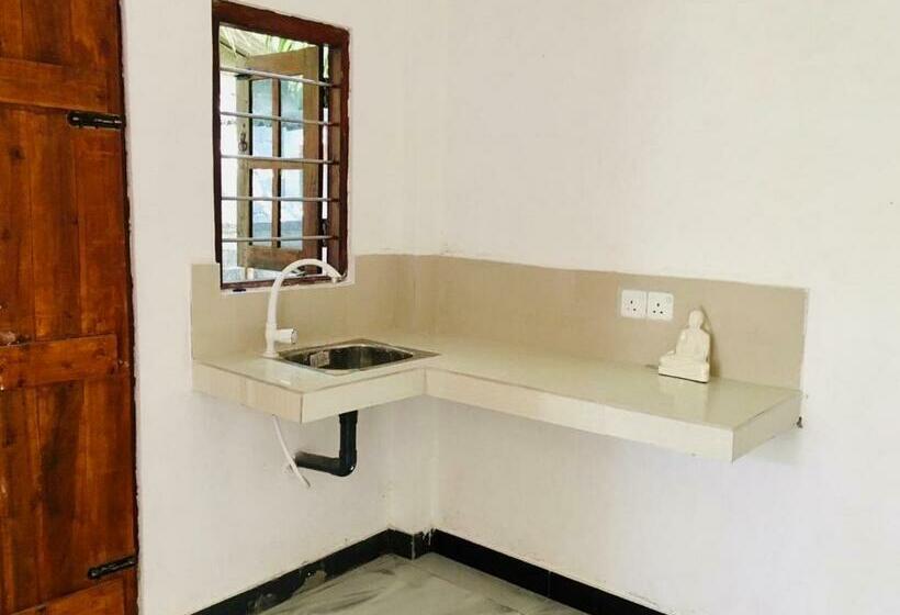 Sujeewa Holiday Resort Mihinthale