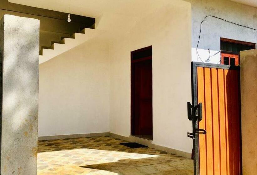 Sujeewa Holiday Resort Mihinthale