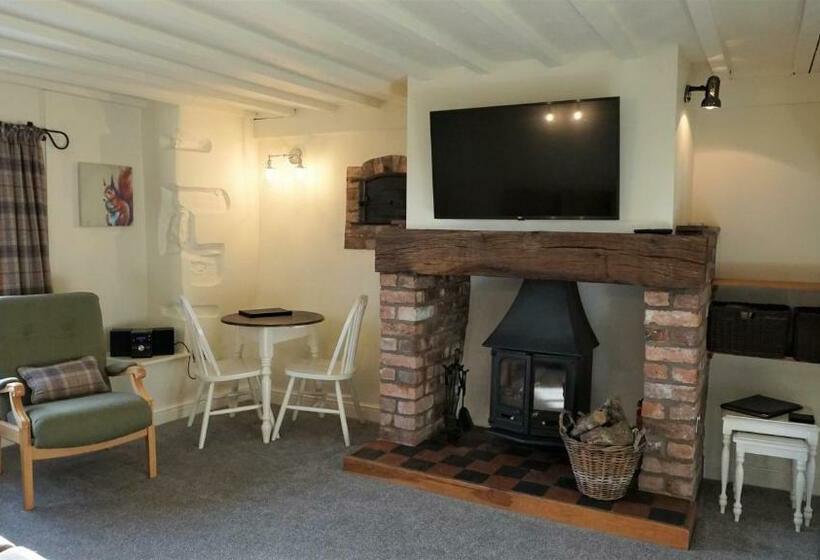 Barley Cottage   5 Cyfie Farm With Log Burner And Private Covered Hot Tub