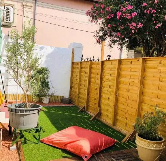 Casa Dahlia   Charmant Appartement équipé Avec Grande Terrasse