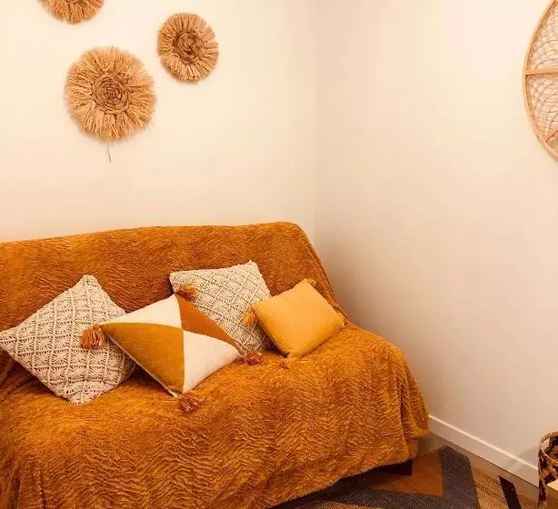 Casa Dahlia   Charmant Appartement équipé Avec Grande Terrasse