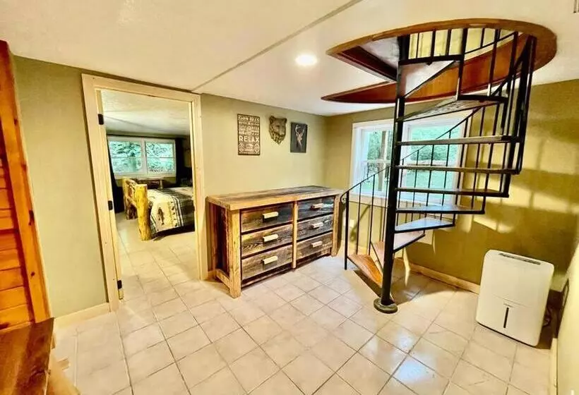 Cozy Creekside Cabin  35m To Boone