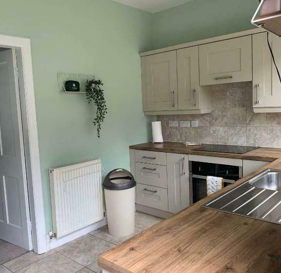 Derwent Dale View, Consett   3 Bed House, Sleeps 6