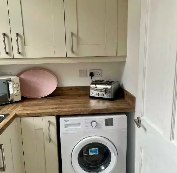 Derwent Dale View, Consett   3 Bed House, Sleeps 6