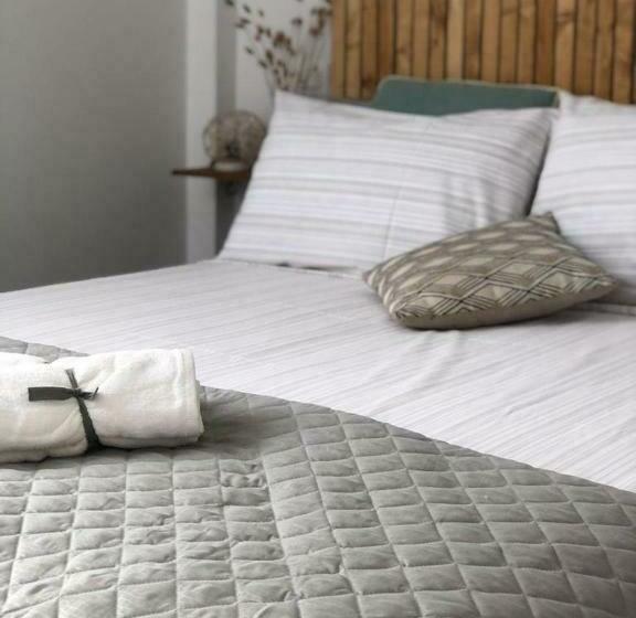 Dèpendance Immersa Tra Gli Ulivi