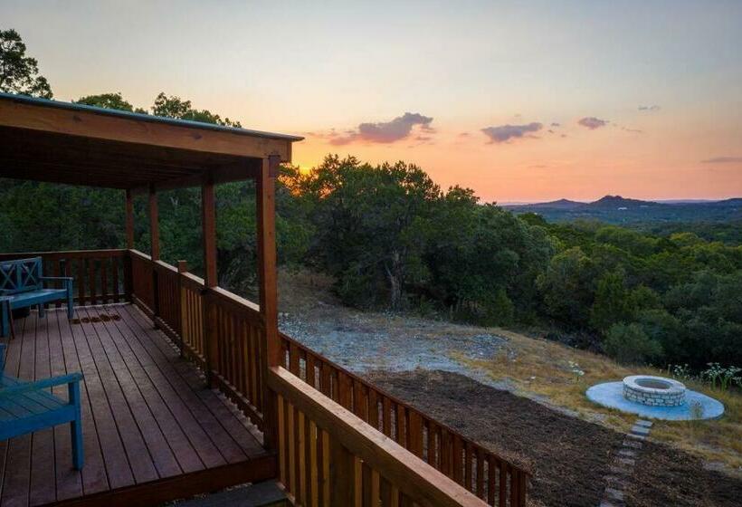 Get Away And Relax Here! Gorgeous Views