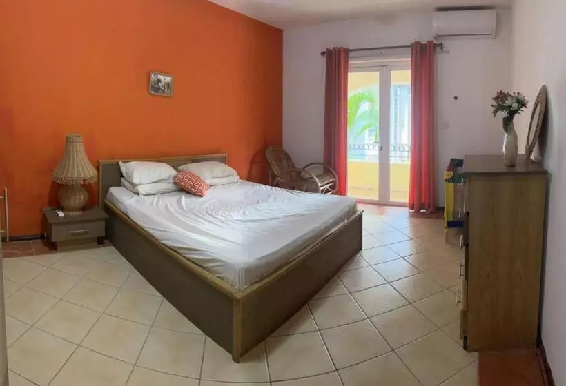 A’s Beach Apartment