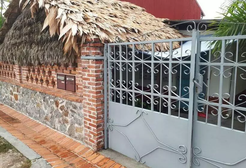 Maison Dans Le Quartier Historique De St Laurent Résidence Colibri