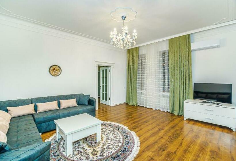 National Park 3 Room Luxe Apartment