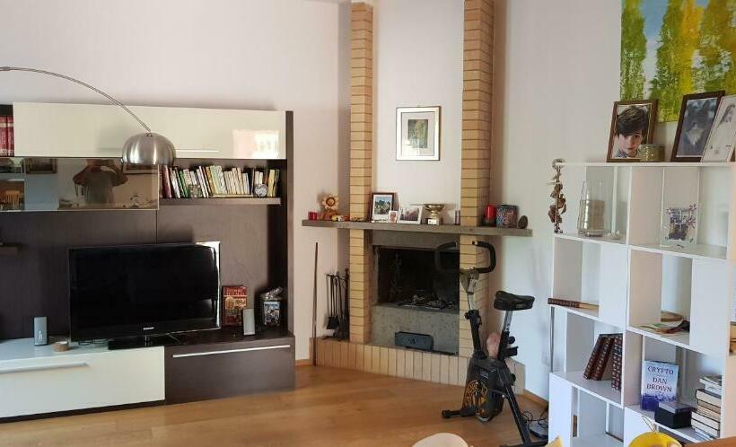 Romantische Villa Am Meer Mit Kamin Zoomarine Cinecittà World