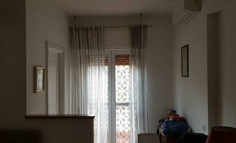 Romantische Villa Am Meer Mit Kamin Zoomarine Cinecittà World