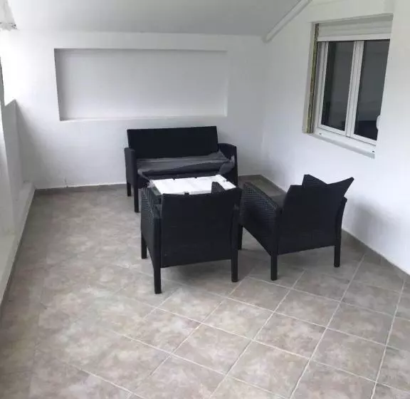 Studio Apartments Petkovic