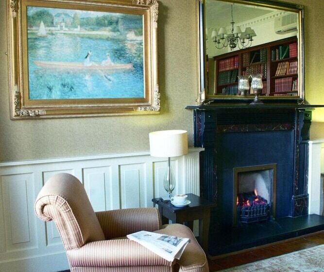 Baileys Hotel Cashel