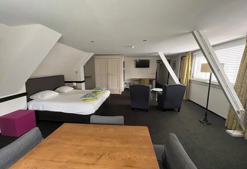 Fletcher Boshotel De Lochemse Heuvels