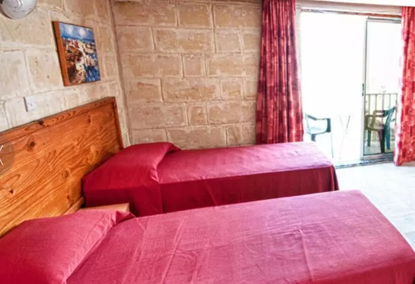 هتل Alborada Apart