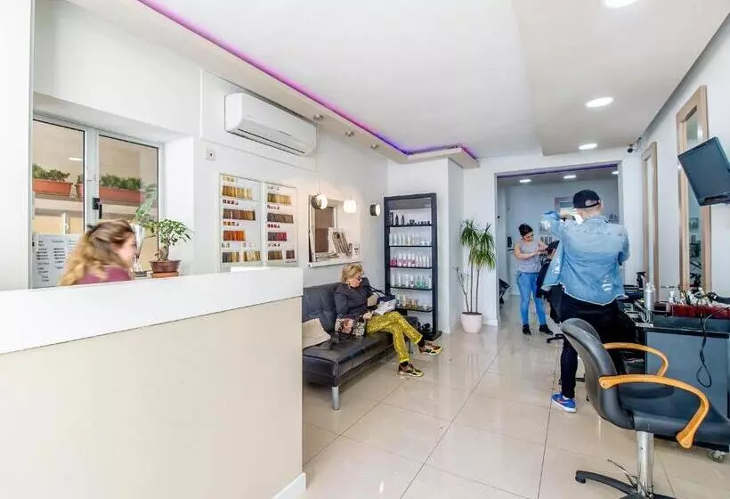 هتل Alborada Apart