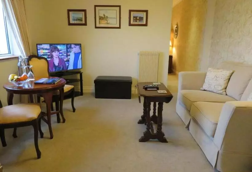 בית מלון כפרי Brook Manor Lodge