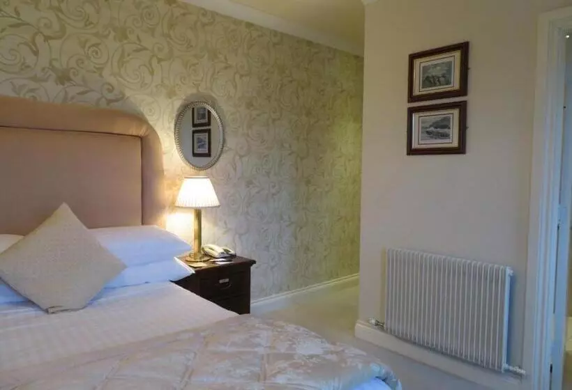 בית מלון כפרי Brook Manor Lodge