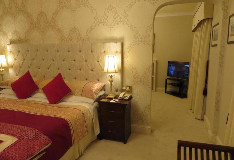 בית מלון כפרי Brook Manor Lodge