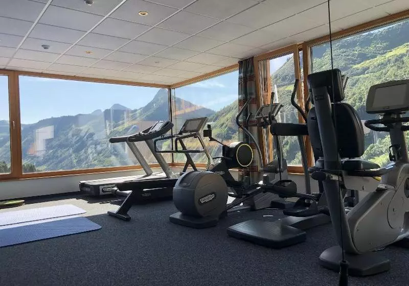 Отель Damülser Hof Wellness & Spa