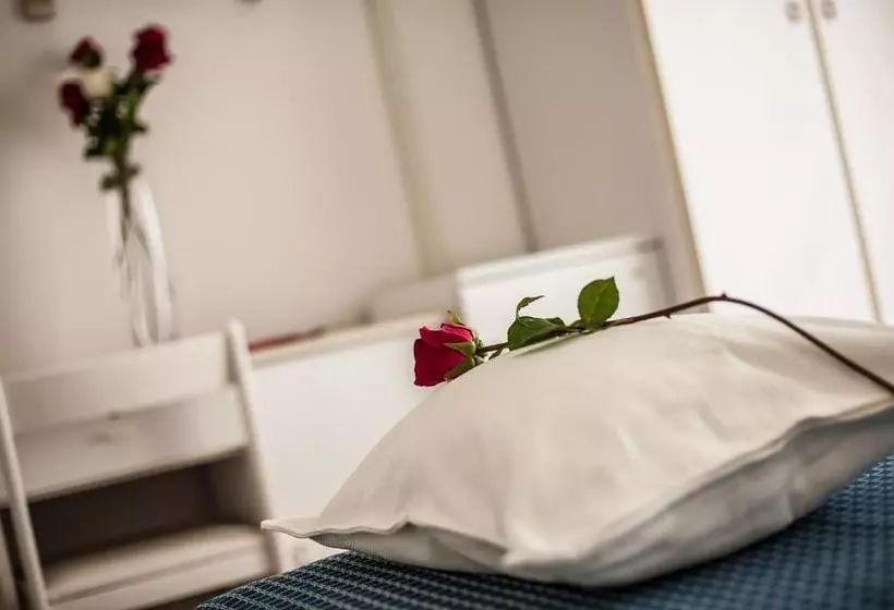 Отель Duca Di Kent