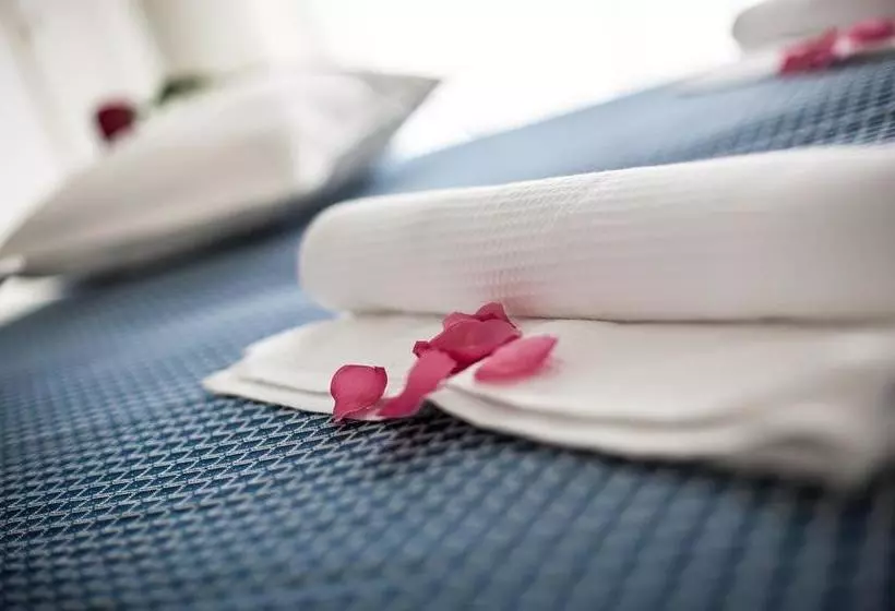 Отель Duca Di Kent