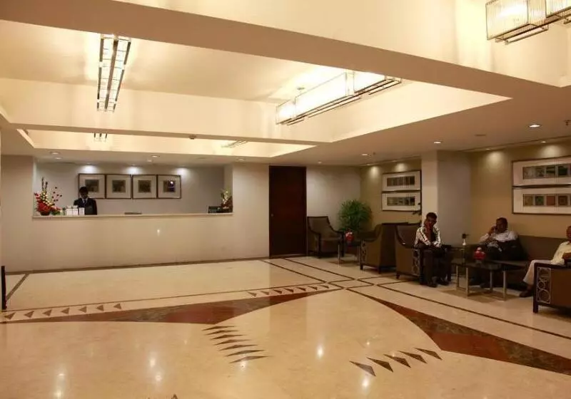 هتل Minerva Grand