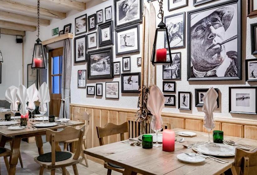 Mondschein Hotel And Chalet