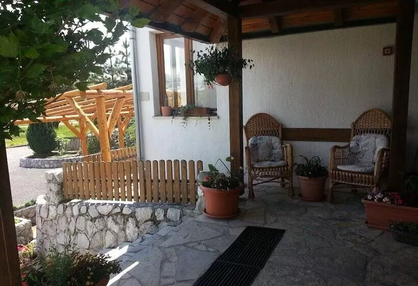 هتل Plitvicka Vila