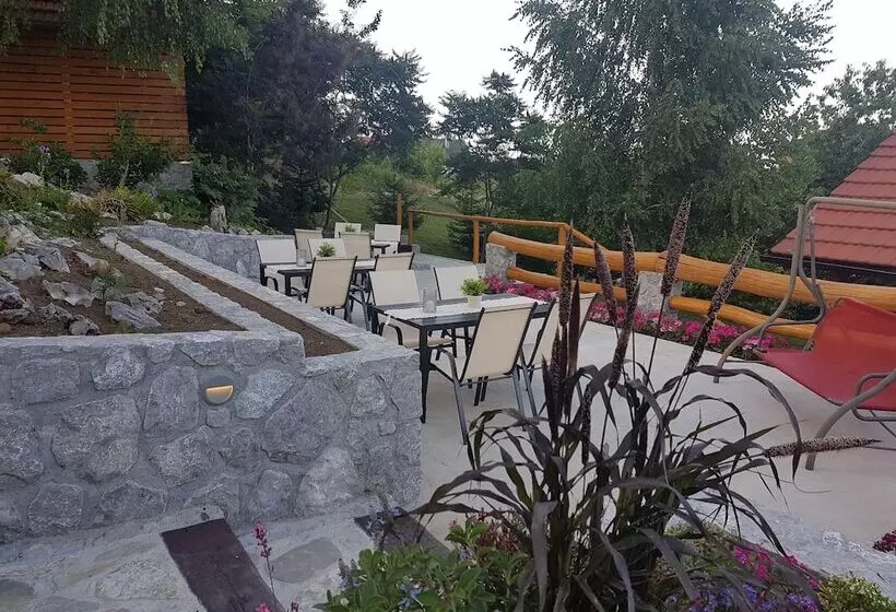 هتل Plitvicka Vila