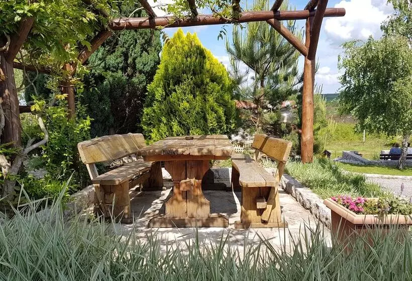 هتل Plitvicka Vila